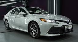 Toyota Camry 2022 года за 13 200 000 тг. в Астана – фото 3