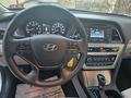 Hyundai Sonata 2015 годаfor8 700 000 тг. в Актау – фото 21