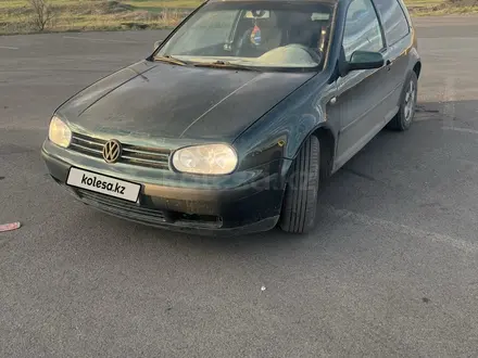 Volkswagen Golf 1998 года за 1 850 000 тг. в Караганда