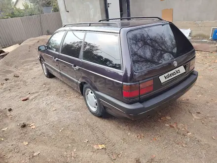 Volkswagen Passat 1992 года за 2 300 000 тг. в Алматы – фото 4