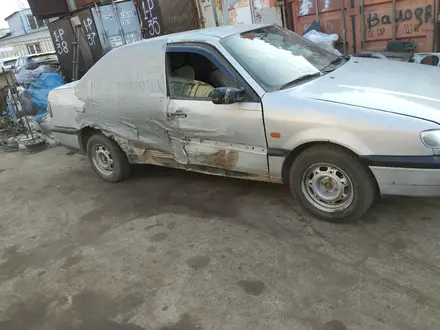 Volkswagen Passat 1994 года за 600 000 тг. в Алматы – фото 5