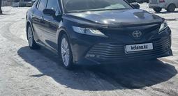 Toyota Camry 2018 года за 13 700 000 тг. в Караганда – фото 4