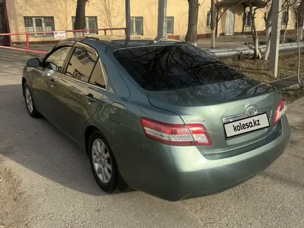 Toyota Camry 2011 года за 6 800 000 тг. в Шымкент – фото 10