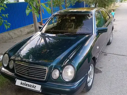 Mercedes-Benz E 280 1996 года за 2 500 000 тг. в Семей – фото 3