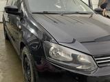 Volkswagen Polo 2014 годаүшін3 800 000 тг. в Актобе – фото 2