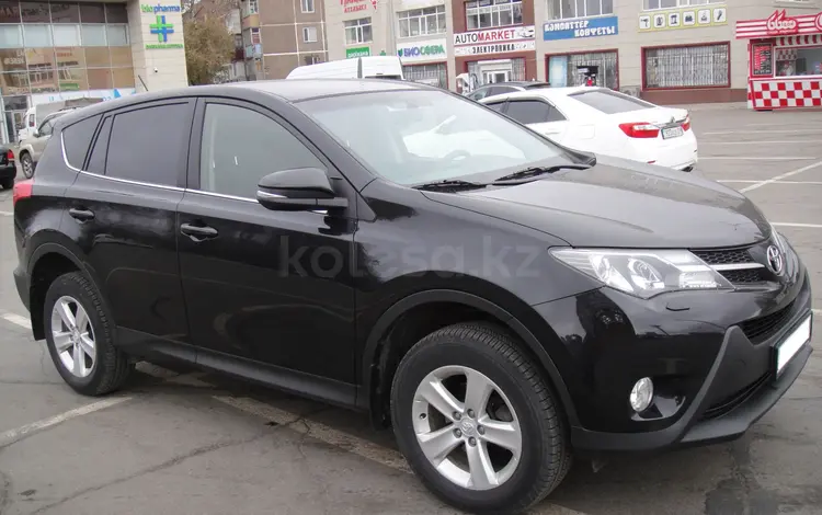 Toyota RAV4 2014 годаfor10 700 000 тг. в Караганда