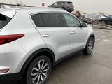 Kia Sportage 2019 года за 11 200 000 тг. в Атырау – фото 3