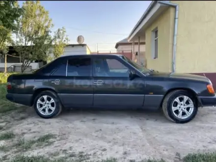 Mercedes-Benz E 300 1992 года за 1 200 000 тг. в Шымкент – фото 14