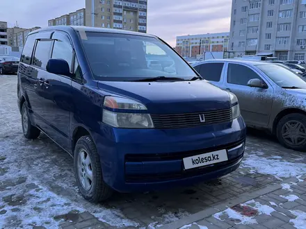 Toyota Voxy 2006 года за 5 200 000 тг. в Актобе