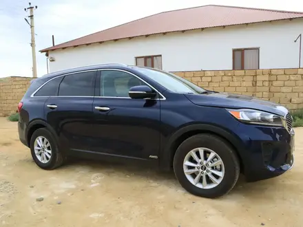 Kia Sorento 2019 года за 9 500 000 тг. в Актау – фото 3