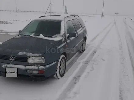 Volkswagen Golf 1996 года за 2 600 000 тг. в Туркестан – фото 2