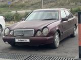 Mercedes-Benz E 200 1996 года за 1 000 000 тг. в Семей – фото 5