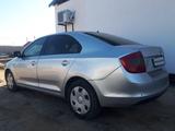 Skoda Rapid 2013 годаfor3 800 000 тг. в Атырау – фото 4