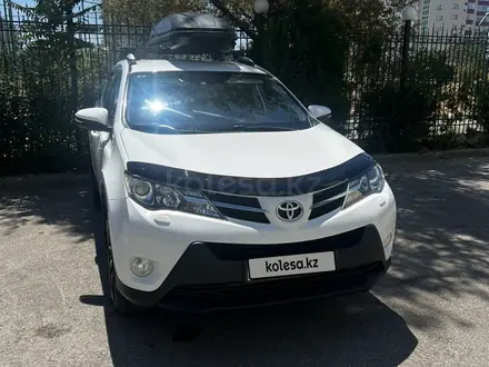 Toyota RAV4 2015 года за 11 500 000 тг. в Актау – фото 2