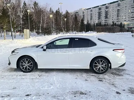 Toyota Camry 2021 года за 16 300 000 тг. в Астана – фото 5