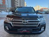 Toyota Land Cruiser 2016 года за 35 000 000 тг. в Астана