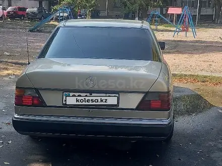 Mercedes-Benz E 230 1987 года за 1 600 000 тг. в Тараз – фото 5