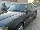 Mercedes-Benz E 230 1991 годаfor1 350 000 тг. в Тараз – фото 4