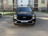 Hyundai Santa Fe 2021 годаүшін12 300 000 тг. в Астана