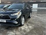 Toyota Highlander 2020 года за 24 200 000 тг. в Алматы – фото 3