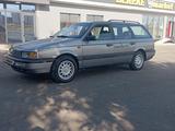 Volkswagen Passat 1990 годаүшін1 150 000 тг. в Сарыагаш