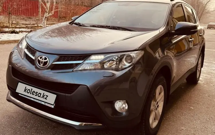 Toyota RAV4 2013 годаүшін11 700 000 тг. в Актобе