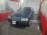 Mercedes-Benz C 180 1995 года за 1 200 000 тг. в Семей – фото 3