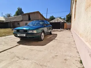 Audi 80