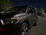 Toyota Highlander 2007 годаүшін9 900 000 тг. в Алматы – фото 2