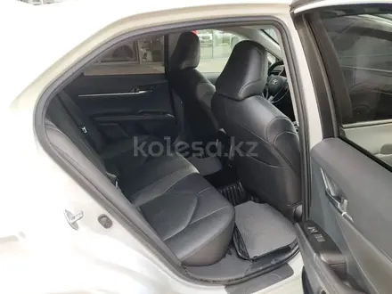 Toyota Camry 2021 года за 13 000 000 тг. в Астана – фото 6