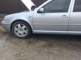 Volkswagen Golf 2001 года за 2 800 000 тг. в Уральск – фото 2