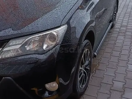 Toyota RAV4 2014 года за 8 500 000 тг. в Уральск – фото 3