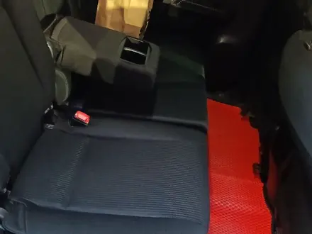 Toyota RAV4 2014 года за 8 500 000 тг. в Уральск – фото 9
