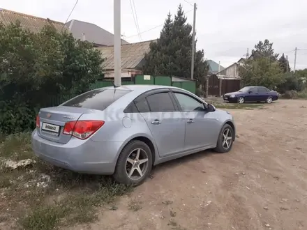 Chevrolet Cruze 2010 года за 3 500 000 тг. в Актобе – фото 12