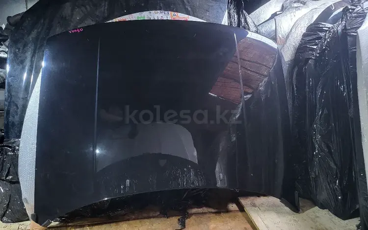 Капот Фольксваген Венто за 60 000 тг. в Астана