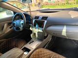 Toyota Camry 2008 года за 5 200 000 тг. в Петропавловск – фото 3