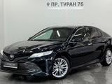 Toyota Camry Luxe 2018 года за 16 300 000 тг. в Астана