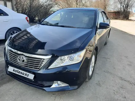 Toyota Camry 2011 года за 9 500 000 тг. в Семей – фото 2