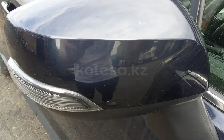 Зеркало Subaru Forester SJ5 за 50 000 тг. в Усть-Каменогорск