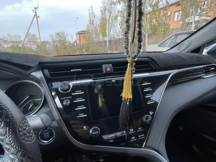 Toyota Camry 2019 года за 15 100 000 тг. в Кызылорда – фото 17
