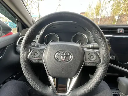 Toyota Camry 2019 года за 15 100 000 тг. в Кызылорда – фото 18
