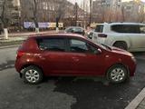 Renault Sandero 2014 года за 2 700 000 тг. в Караганда – фото 2