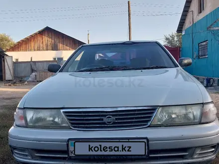 Nissan Sunny 1996 года за 1 500 000 тг. в Семей – фото 2