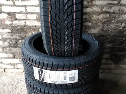 235/55R17 Kumho WI51 за 44 000 тг. в Алматы