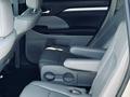 Toyota Highlander 2018 года за 16 200 000 тг. в Атырау – фото 12