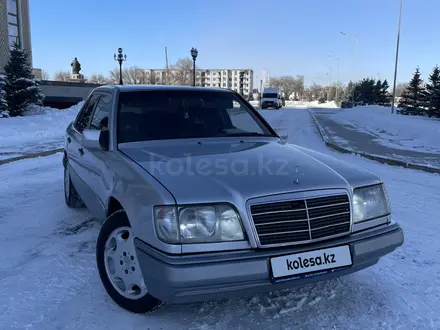 Mercedes-Benz E 280 1993 года за 3 100 000 тг. в Талдыкорган