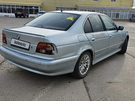 BMW 525 2001 года за 2 500 000 тг. в Уральск – фото 4