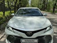 Toyota Camry 2018 года за 16 700 000 тг. в Алматы