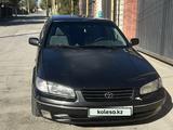 Toyota Camry 1999 годаүшін3 100 000 тг. в Алматы