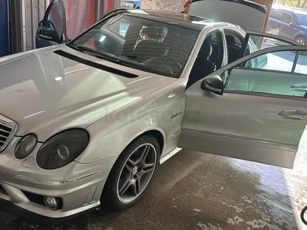 Mercedes-Benz E 500 2002 года за 6 600 000 тг. в Алматы – фото 27